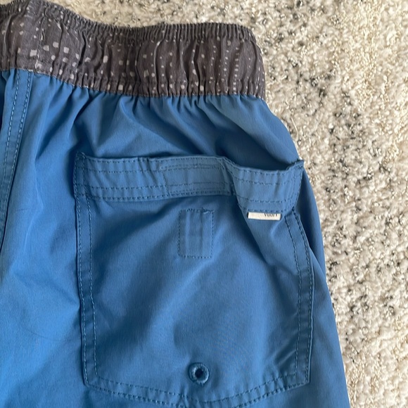 Vuori Men's Kore Shorts Size Small Blue Lined 7" inseam - Picture 5 of 8